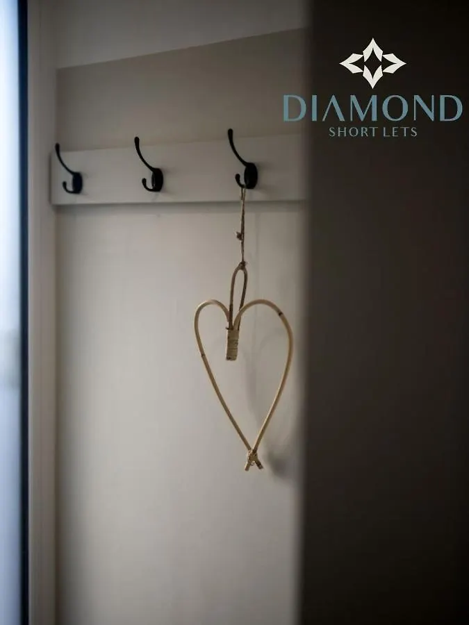 Сasa de vacaciones Brand New Luxury 3 Bedroom 2 Bathrooms With Patio With Secure Parking Dundee