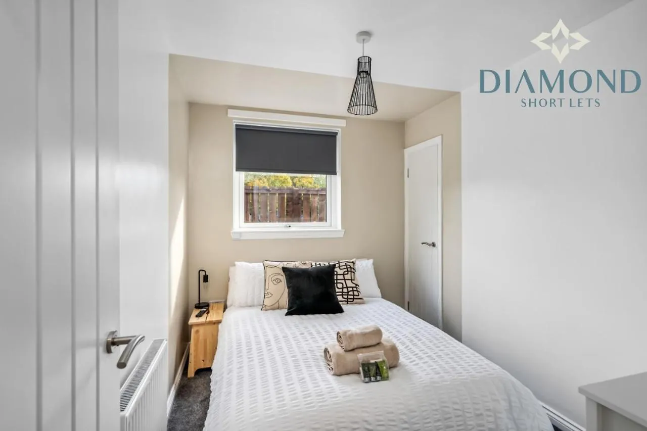 Сasa de vacaciones Brand New Luxury 3 Bedroom 2 Bathrooms With Patio With Secure Parking Dundee Reino Unido